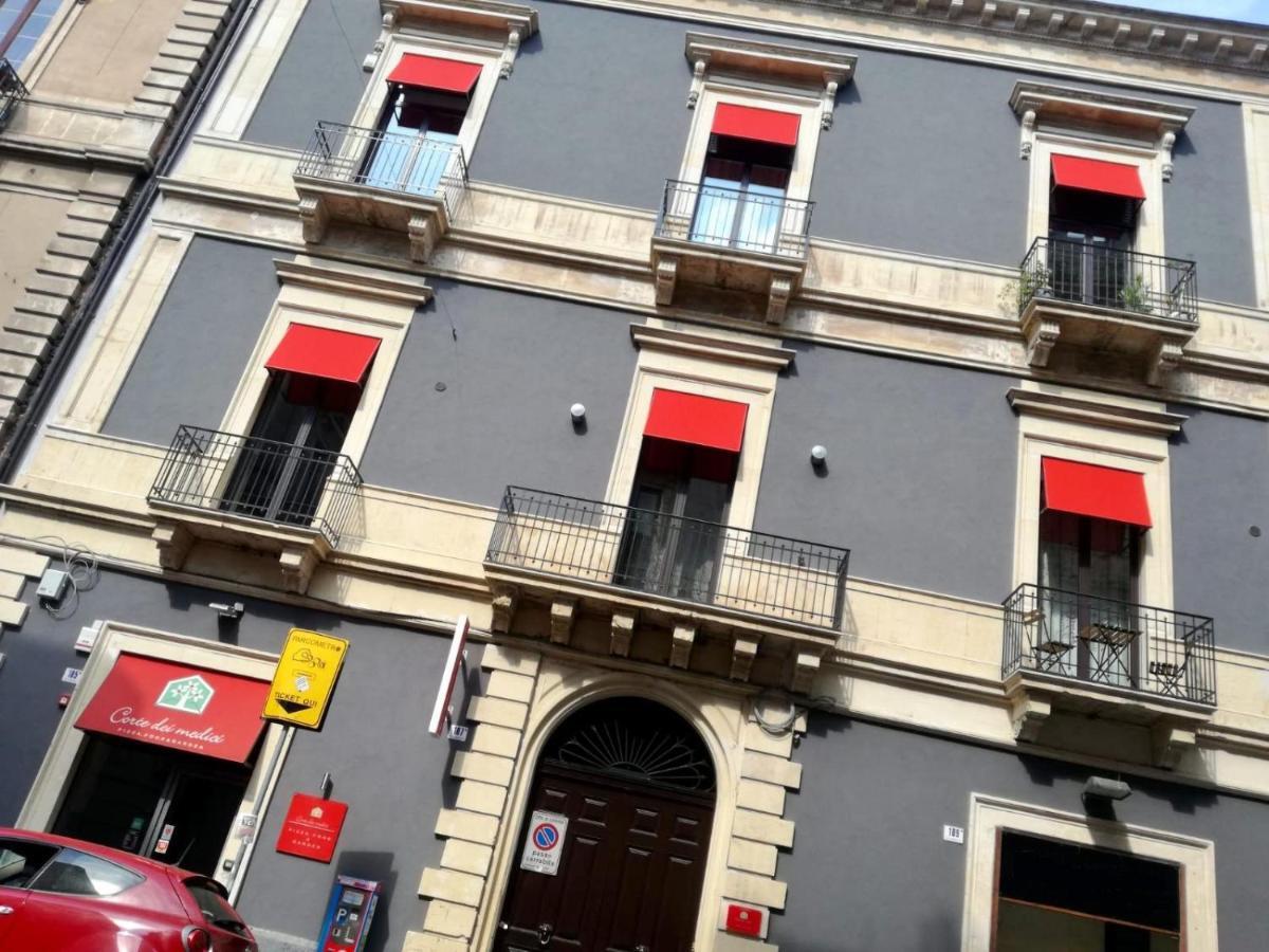 Corte Dei Medici - Palace Catánia Buitenkant foto